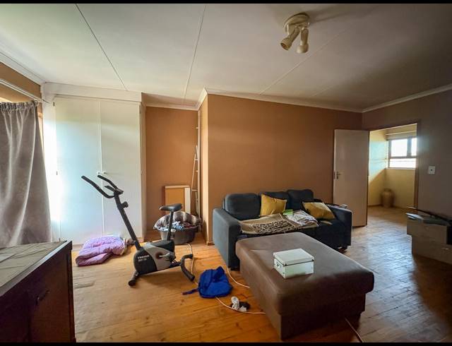 3 BEDROOM HOUSE FOR SALE IN SONNEVELD